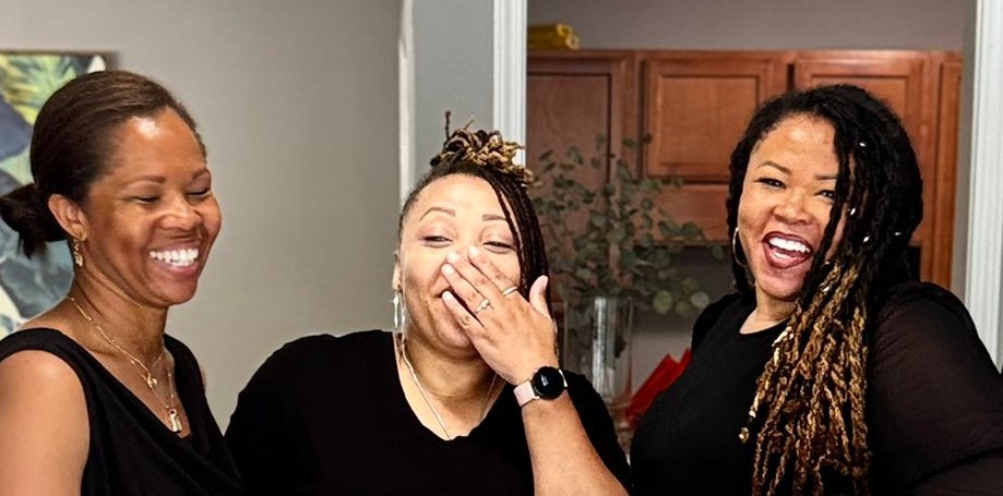 Picture of The Givens Gals laughing